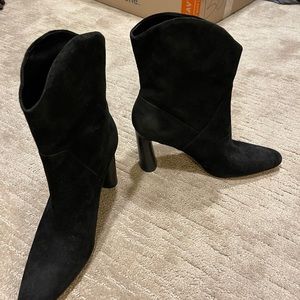 Vince Women’s Harlow Black Suede Ankle Boots size 9.5